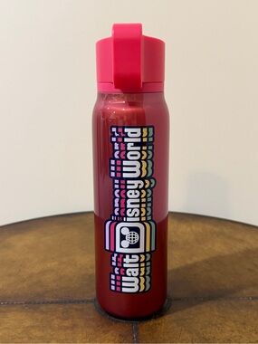 NEW STARBUCKS WALT DISNEY WORLD LOGO WATER BOTTLE IN HOT PINK 20oz